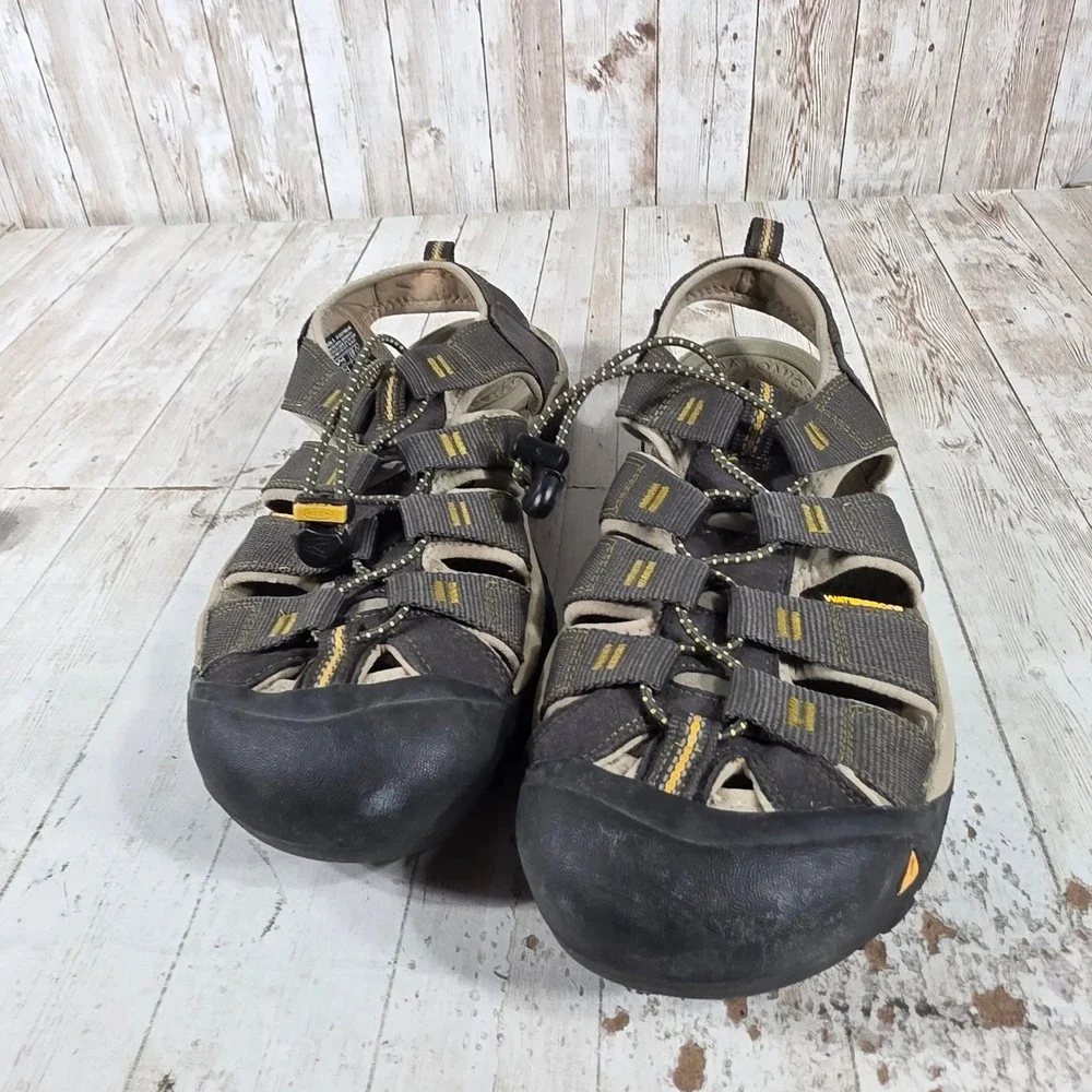KEEN Newport H2‎ Mens 9.5 Waterproof Hiking Sandals Gray 1008399 Outdoor Shoes